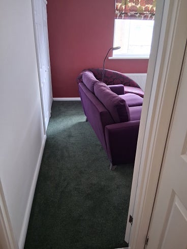 Lounge 1.jpg