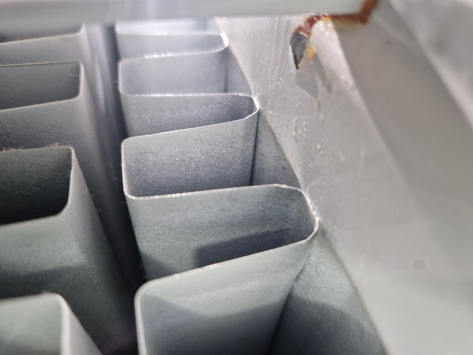 Image: https://us-noi.v-cdn.net/6031891/uploads/editor/ja/jqi3liyugnvx.jpg