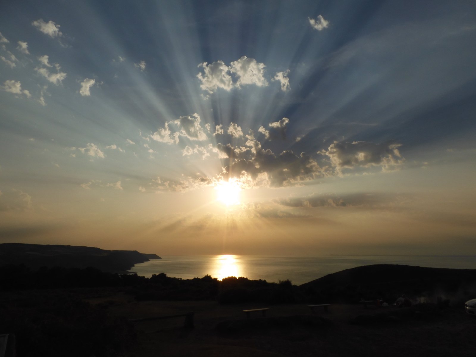 Image: https://us-noi.v-cdn.net/6031891/uploads/editor/uh/wzuo7msxcd50.jpg