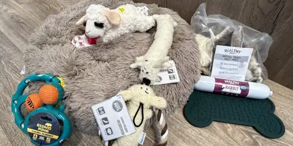 E: 15/04 Win a Happy Pet prize bundle — MoneySavingExpert Forum